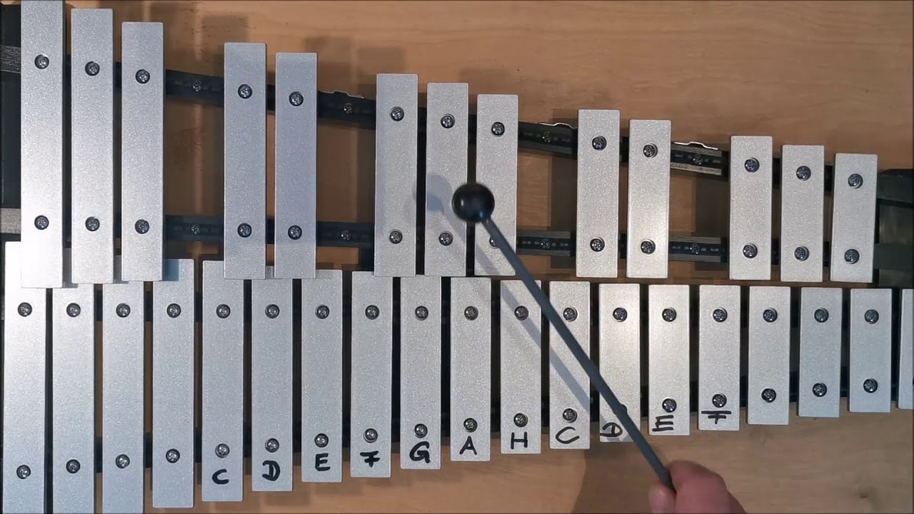 Kling Glöckchen klingelingeling auf dem Glockenspiel