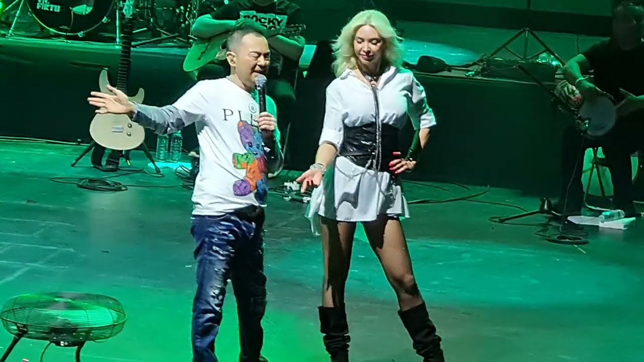 (09.06.2025) Serdar Ortaç - İki Deli, Harbiye Cemil Topuzlu Açıkhava Sahnesi Konserleri