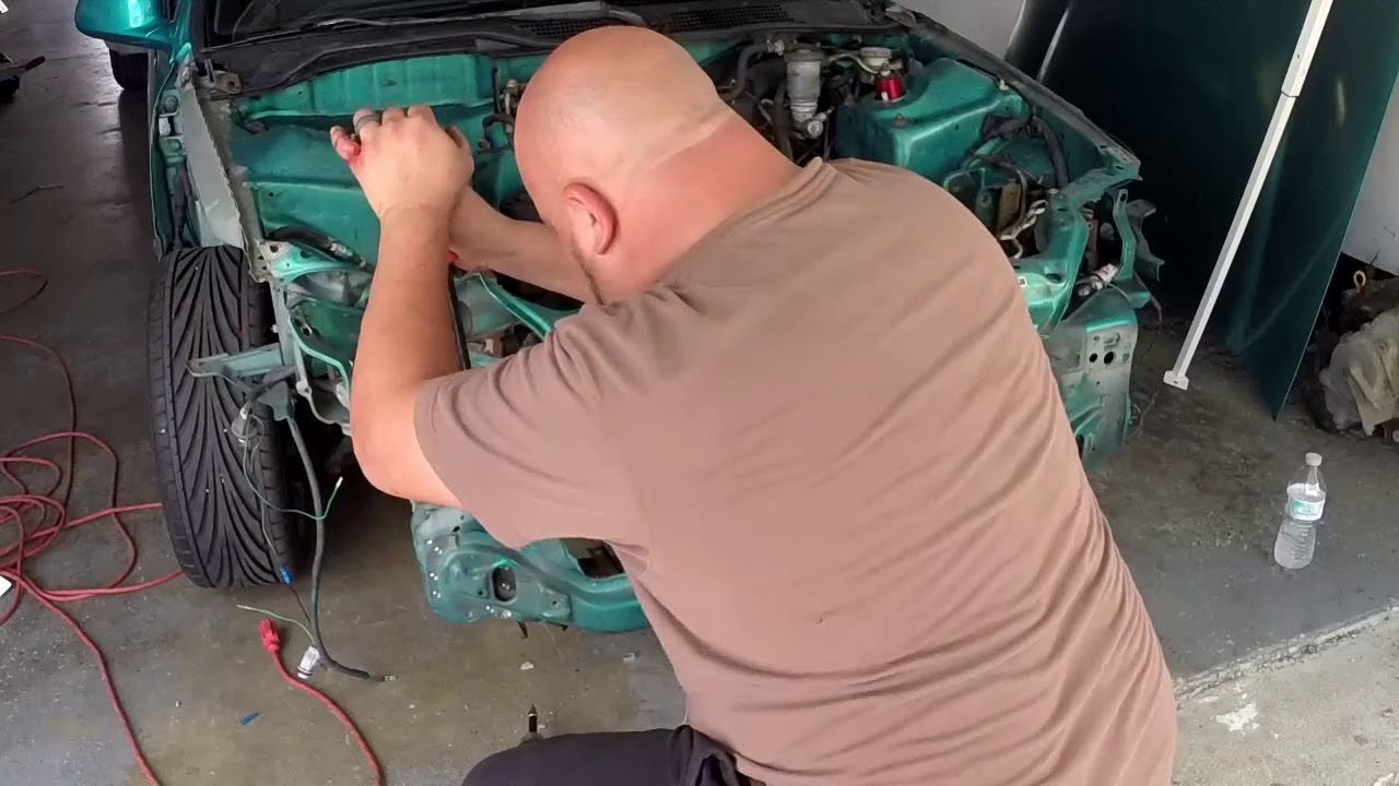 Replacing the Radiator Support on the 1995   eg coupe