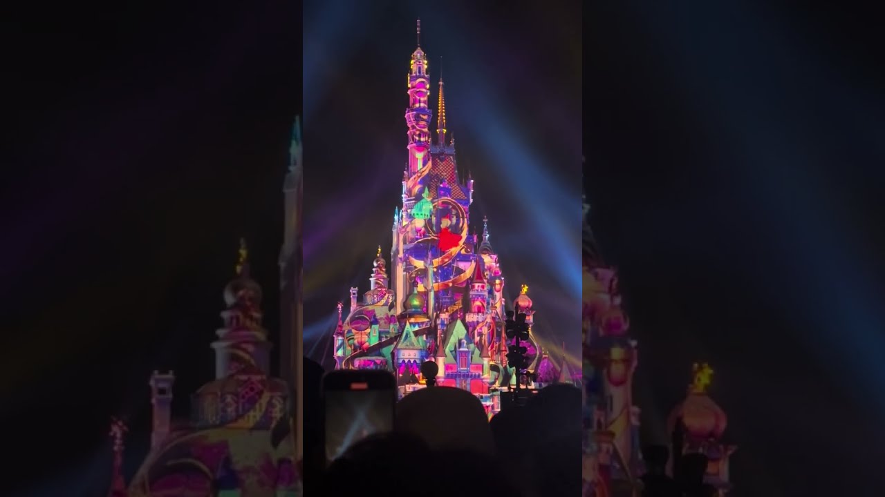 Hong Kong Disneyland spectacular light show