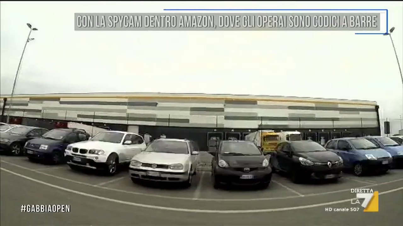 Con la spycam dentro Amazon, dove gli operai sono codici a barre