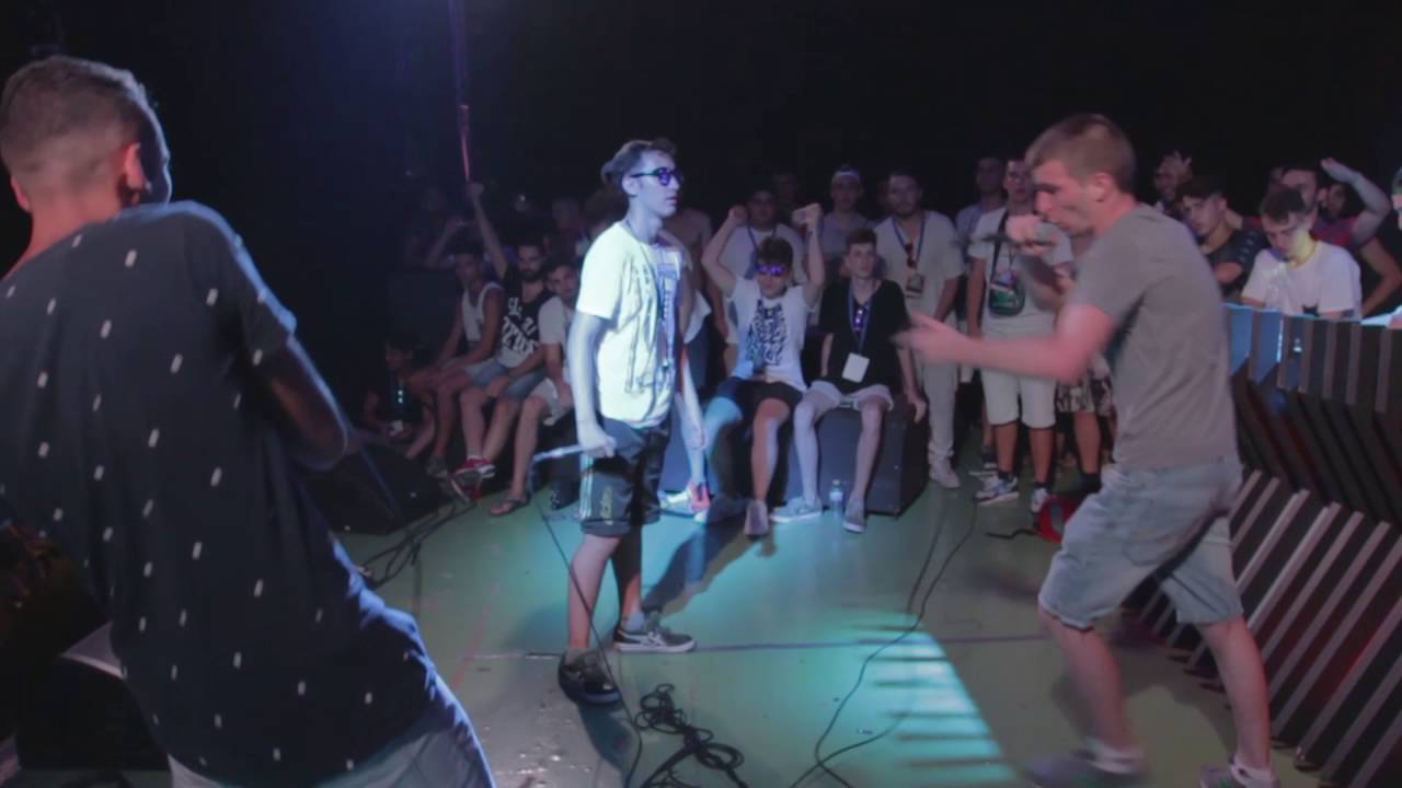 Maurri vs Vivi - 16avos - FullRap Nacional 2016 [Vídeo Oficial]