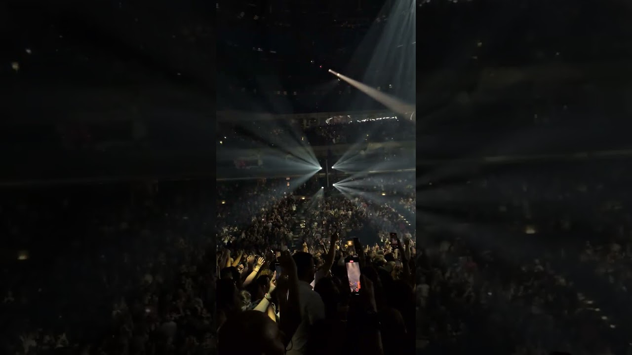 Dua Lipa - Na Ostří Nože with Ewa Farna | O2 Arena, Prague | 28.05.2025