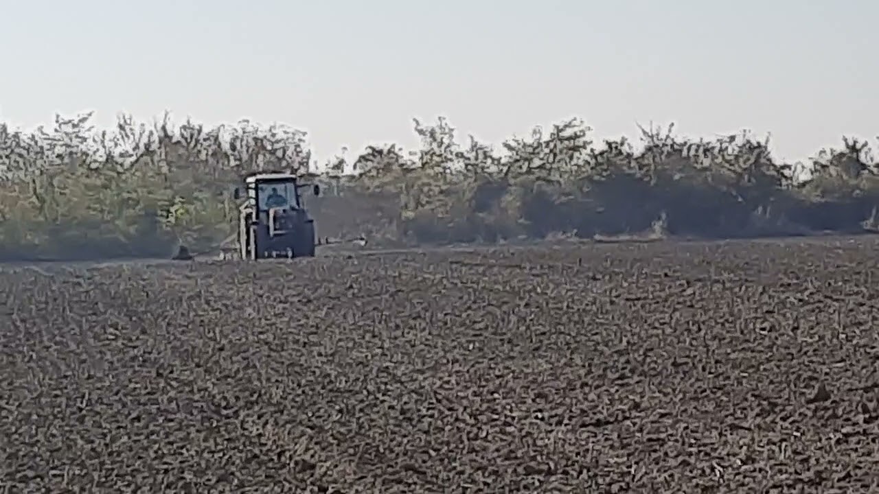 ArmaTrack 1054 , Kverneland Accord DL