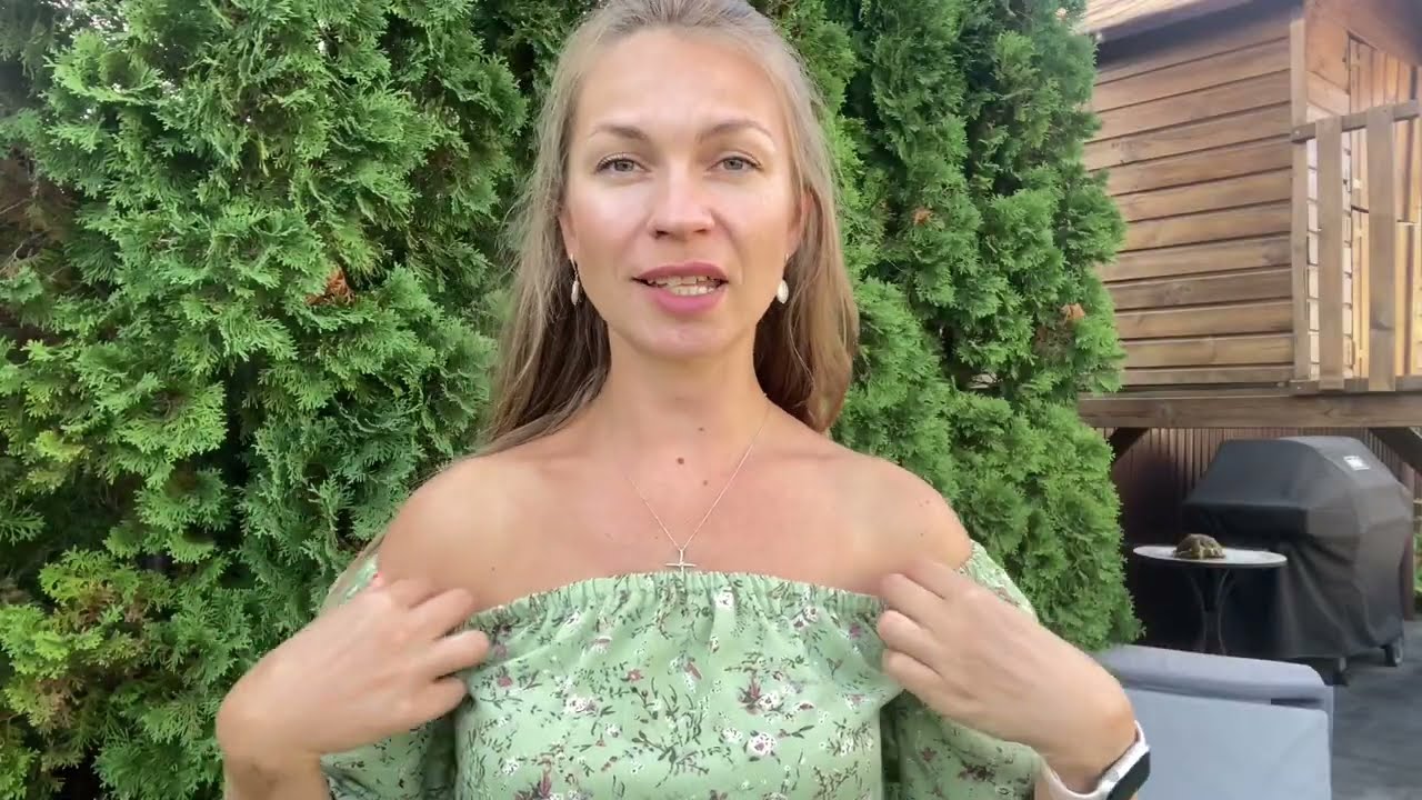 Фисташковое платье с разрезом и на резинках | шьём вместе
