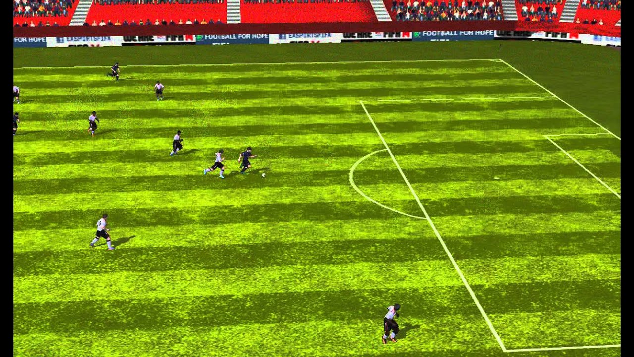 FIFA 14 but barre rentrante