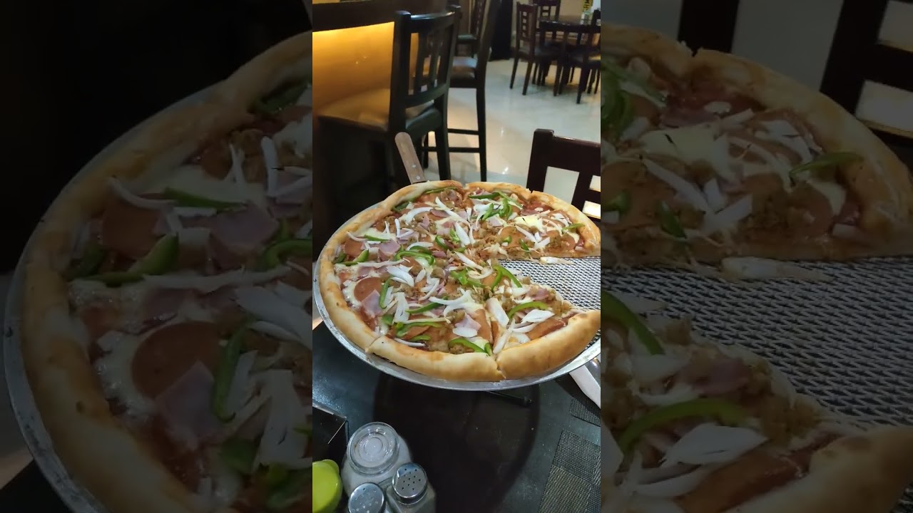 Delicious Pizza For dinner #meryp #angelescity #walkingtour #walkingstreet #rawvlog