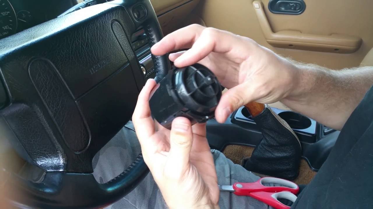 Miata MX-5 Air Vent Removal and Repair (Eyeball Drooping)