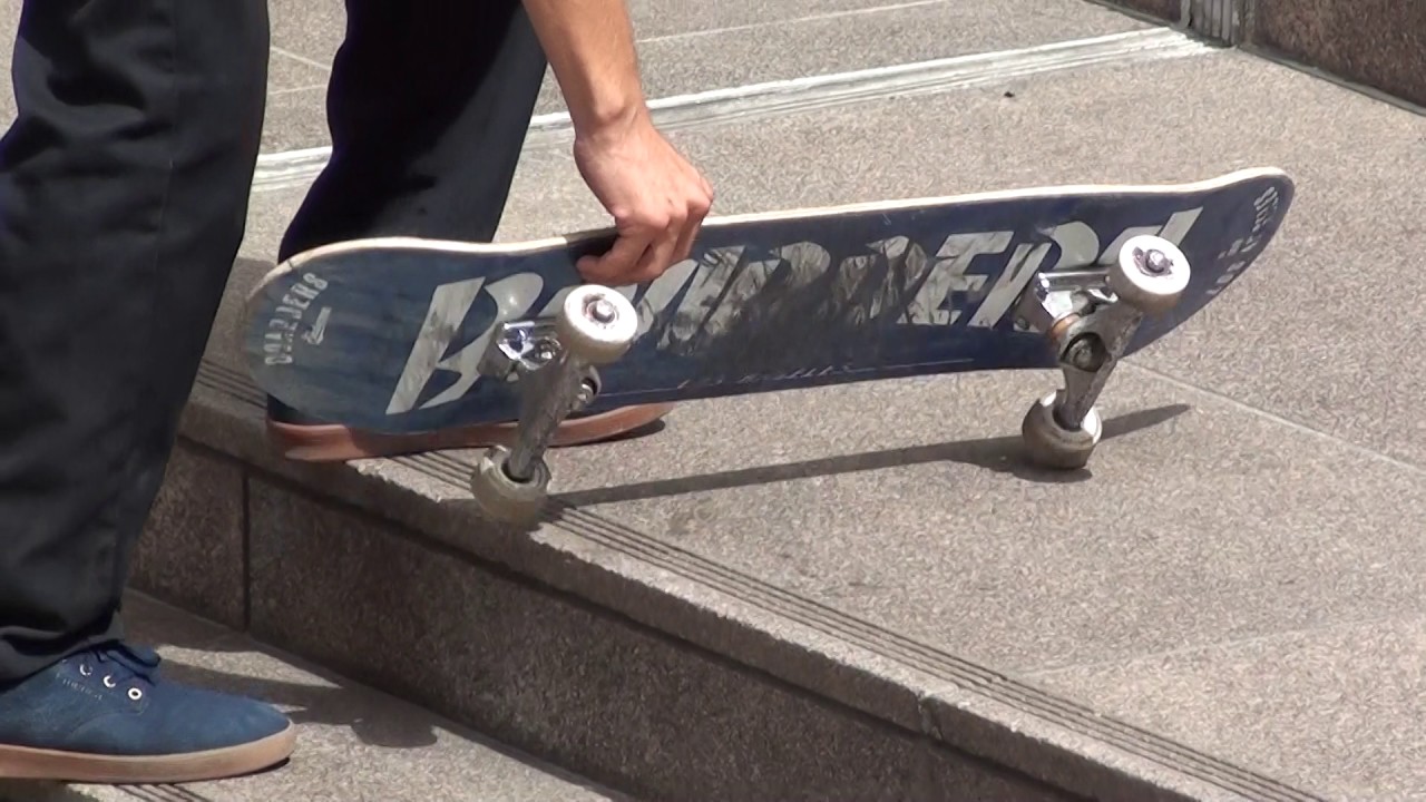 The LA triple set battle