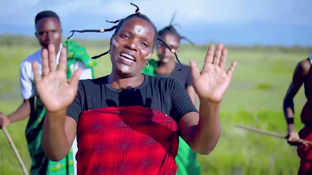 TANZANIA... KWAYA YA VIJANA KKKT EBENEZER PASIANSI, MWANZA