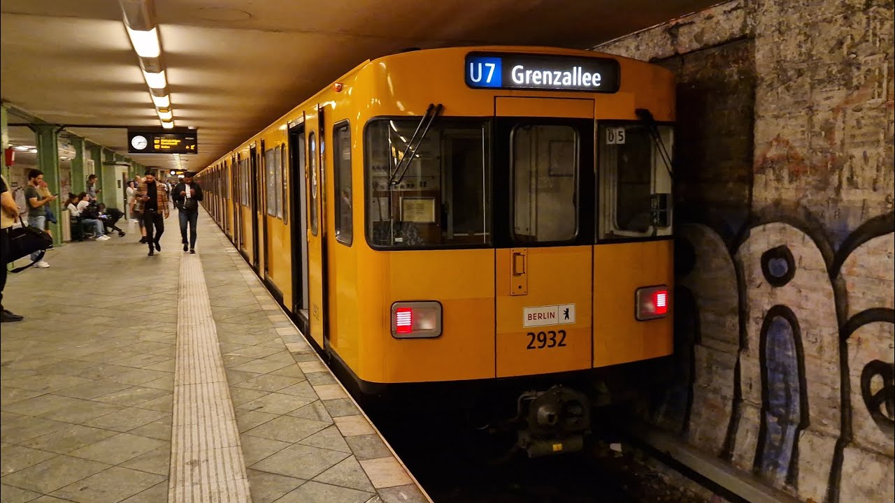 U-Bahn Berlin | Mitfahrt in der U7 von Rathaus Spandau bis Grenzallee im F92 2933