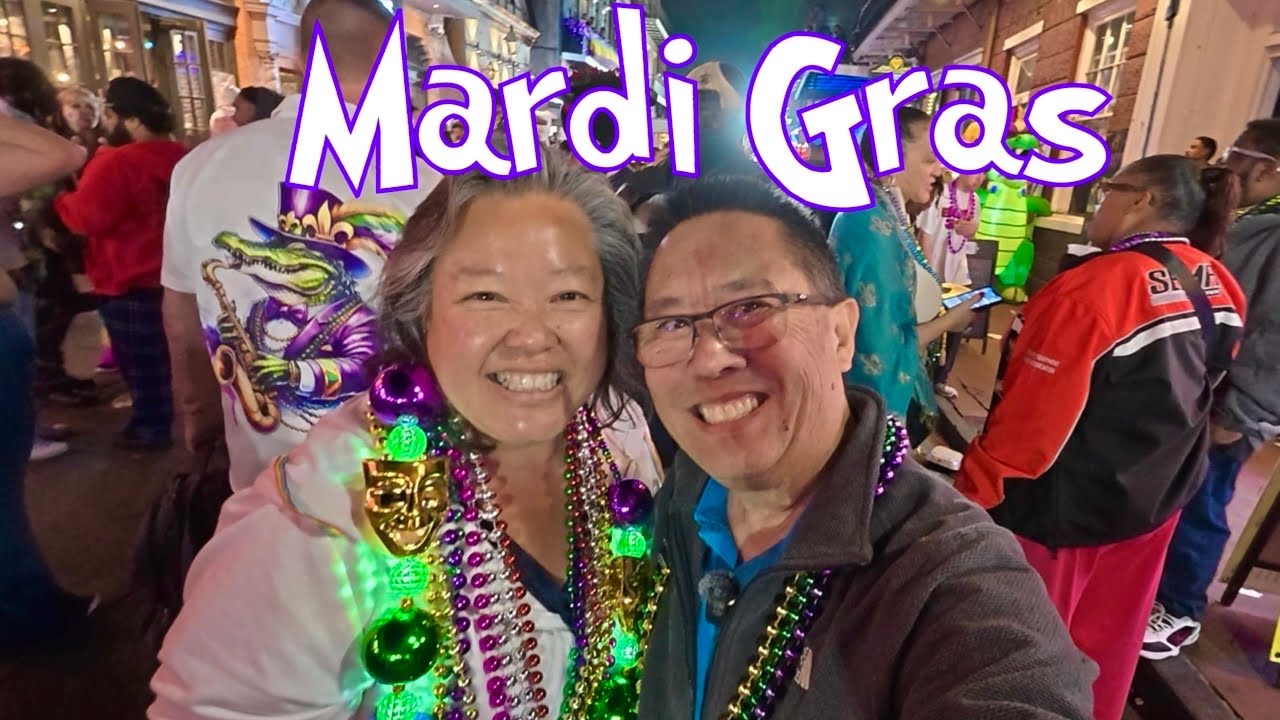 2026 NEW ORLEANS MARDI GRAS | Beads, Bands, Foods and Floats!!