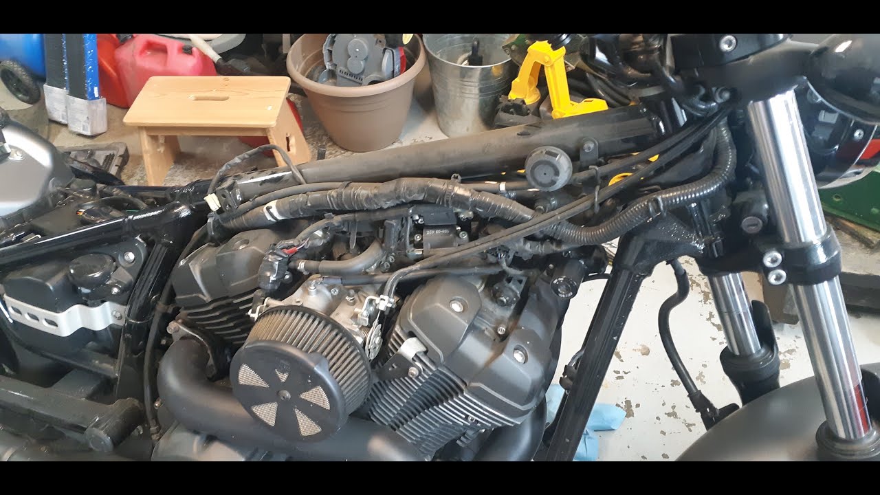 Yamaha Bolt valve clearance explained properly