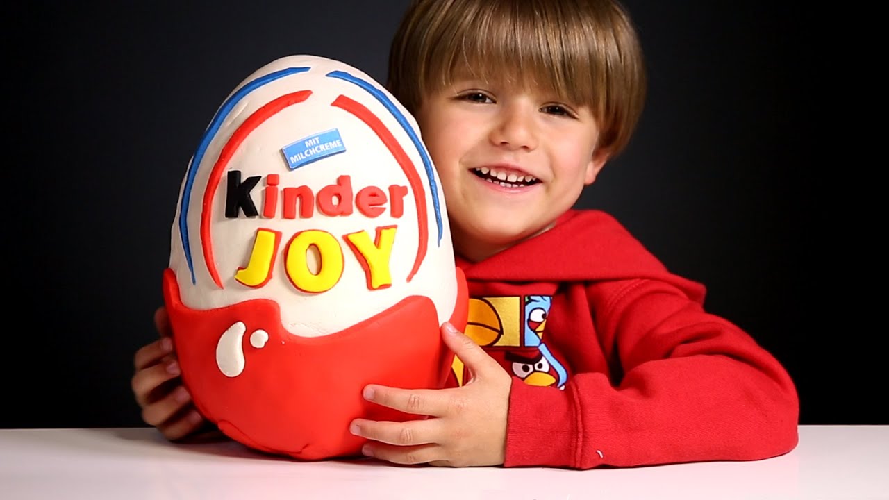 Giant Kinder Joy Surprise Egg made of Play-Doh​​​