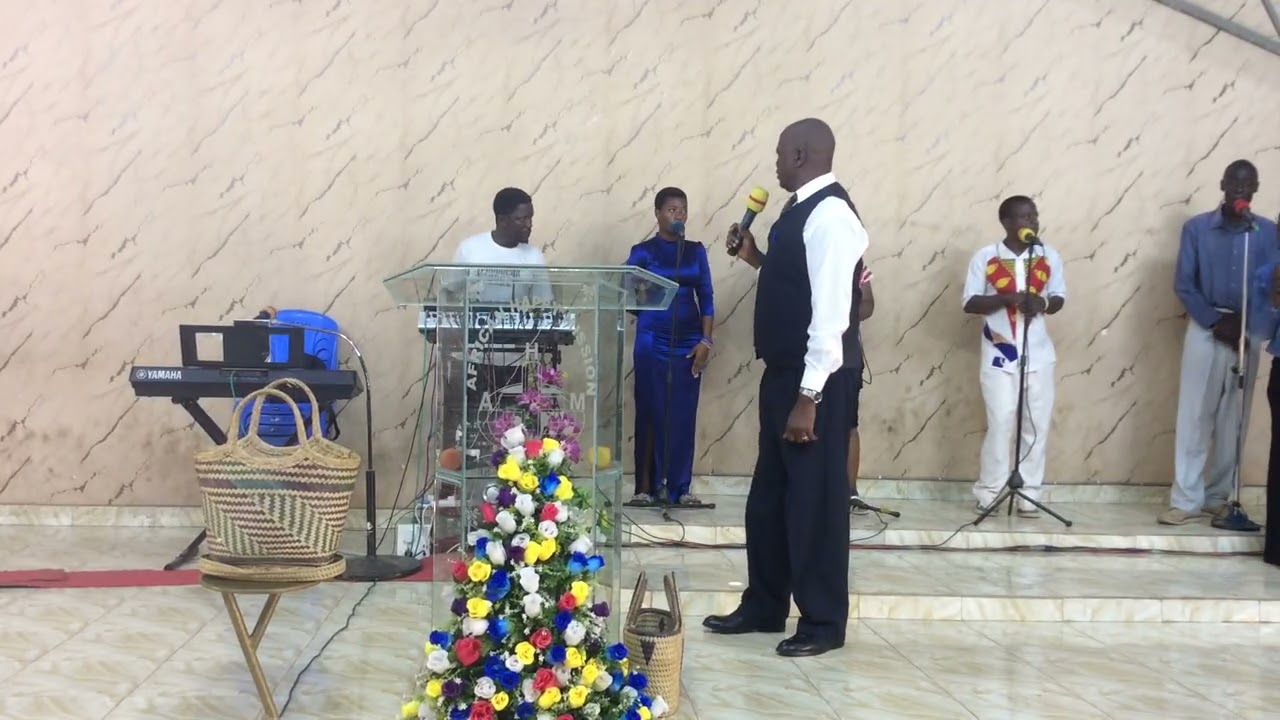 bishop  vincent  worship  ministration.