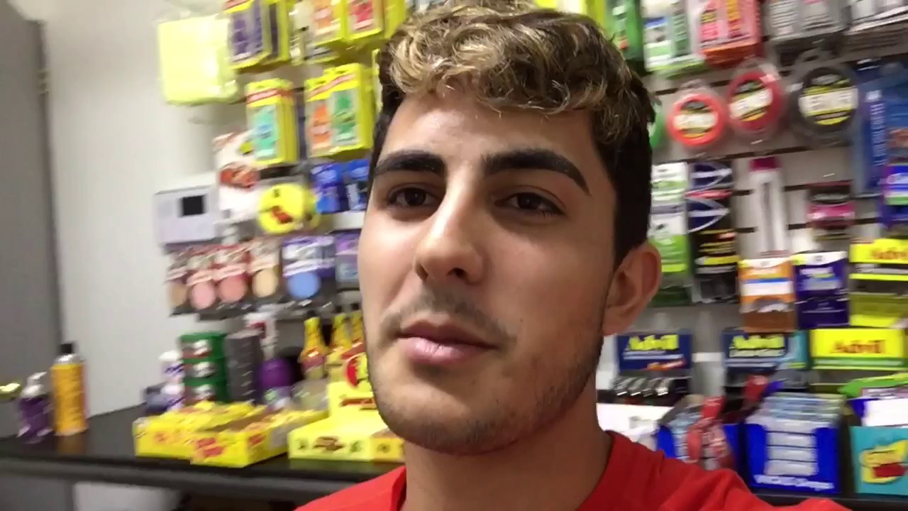 Tipos de personas en una Gasolinera!!