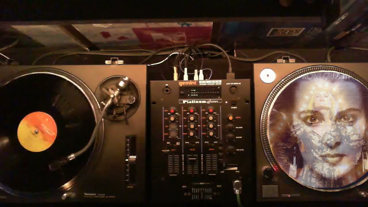 Roni Griffith - Spys (Mixed By Bobby Orlando)(Vanguard Records) [1982]