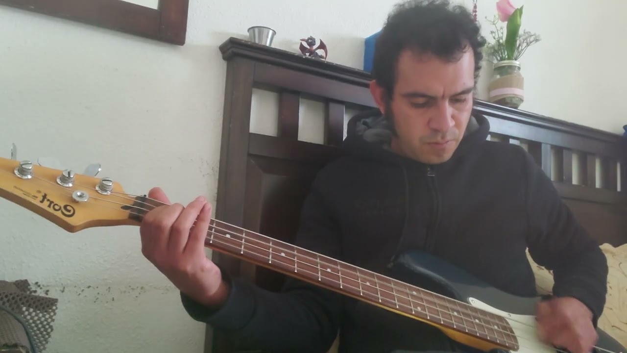 Mayhem - de mysteriis dom sathanas - bass cover (not voice)
