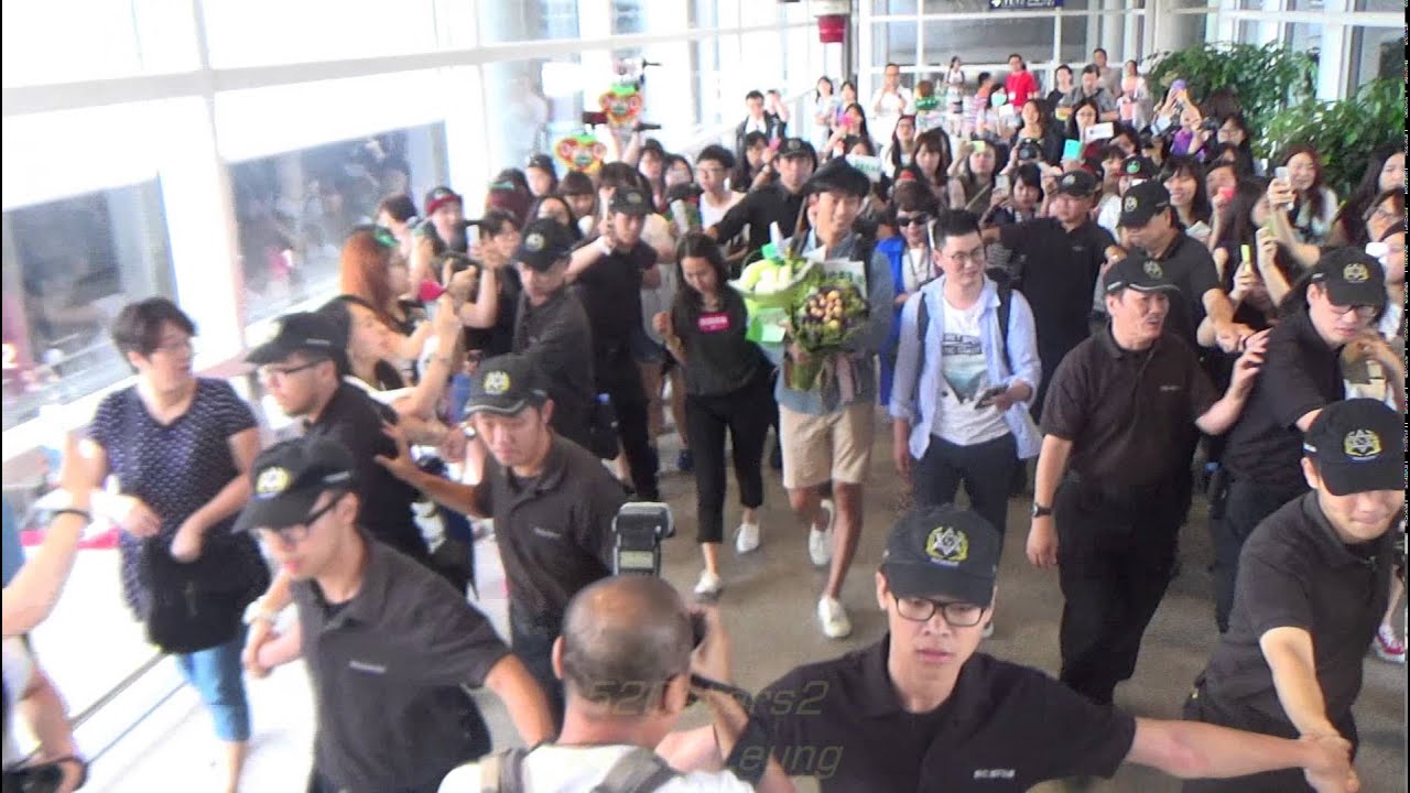 2PM - 玉澤演Ok Taec Yeon(옥택연) Hong Kong Airport Arrival 20150716