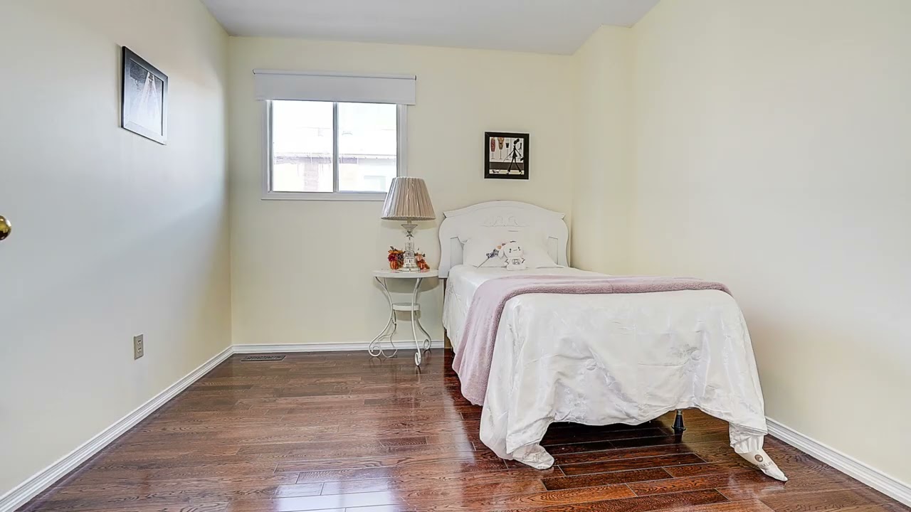 20 Lorraine St, Richmond Hill, ON