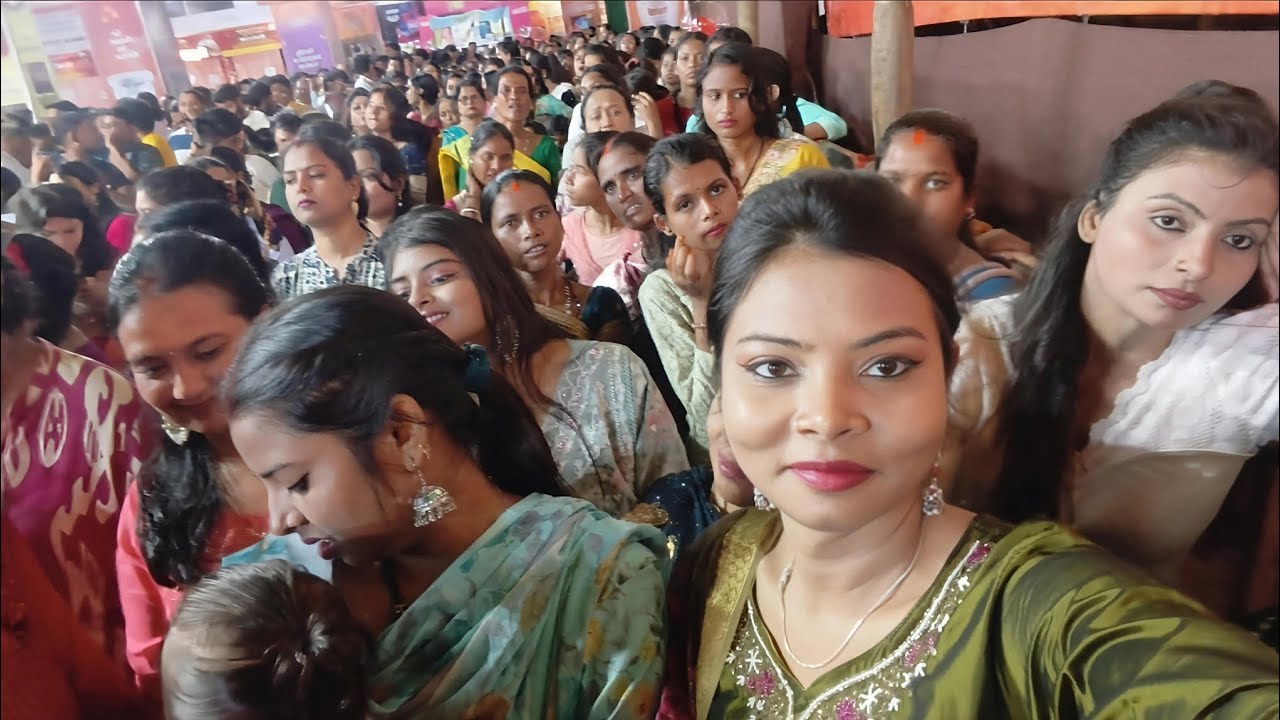 ✨Exploring the beautiful Durga Puja pandal this Navratri! festive vibes made the day truly magical.💫