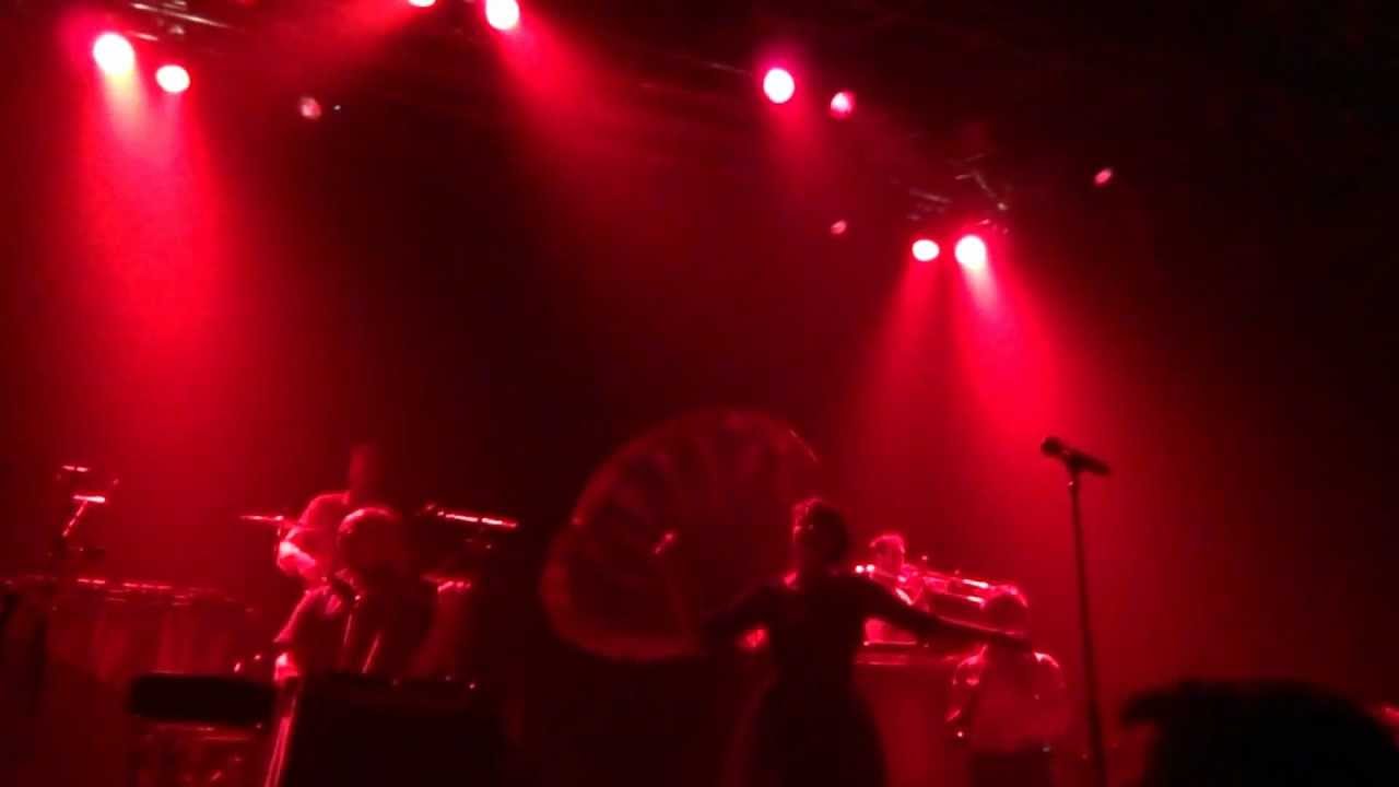 Caravan Palace - Queens (beginning of concert) - Live @Rockhal (Lux) - 04.10.2012 (1/15)