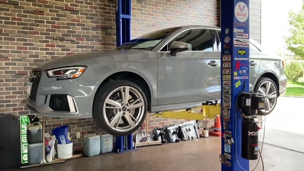 2018 Audi RS3 front brake pad replacement. $3,300 at the dealer?! no way.