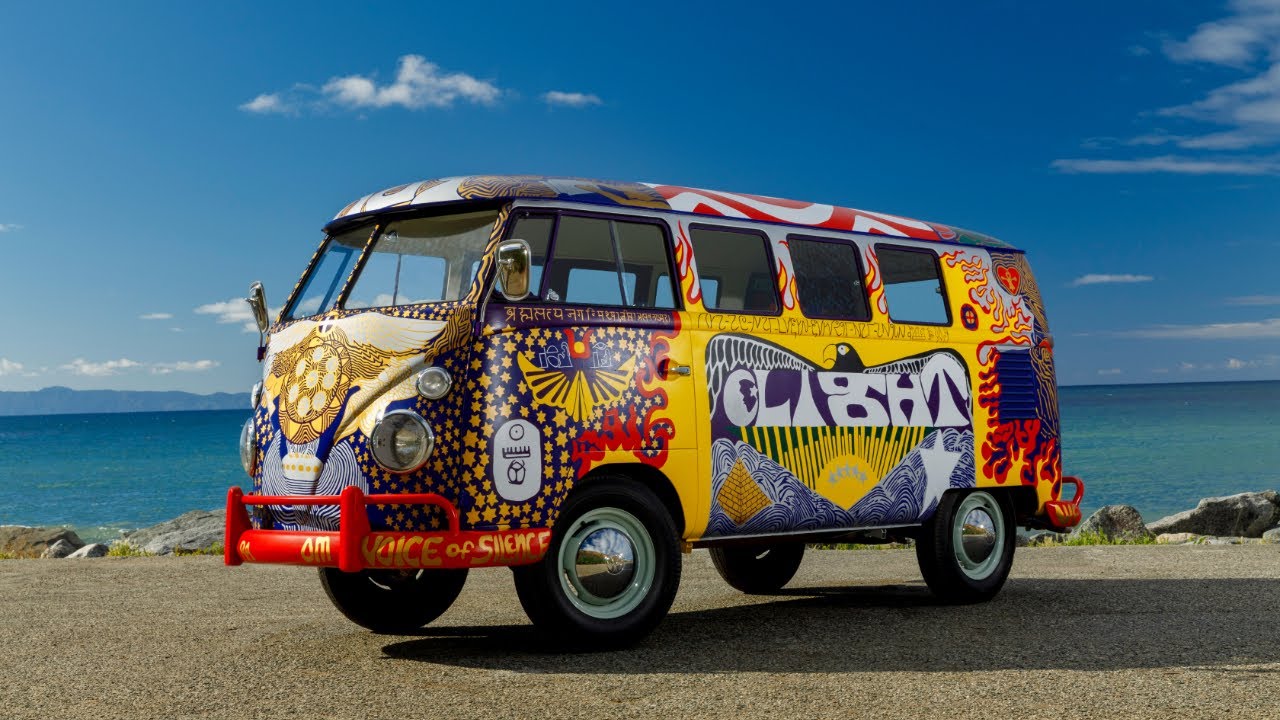 Light the VW Bus | VW Experience