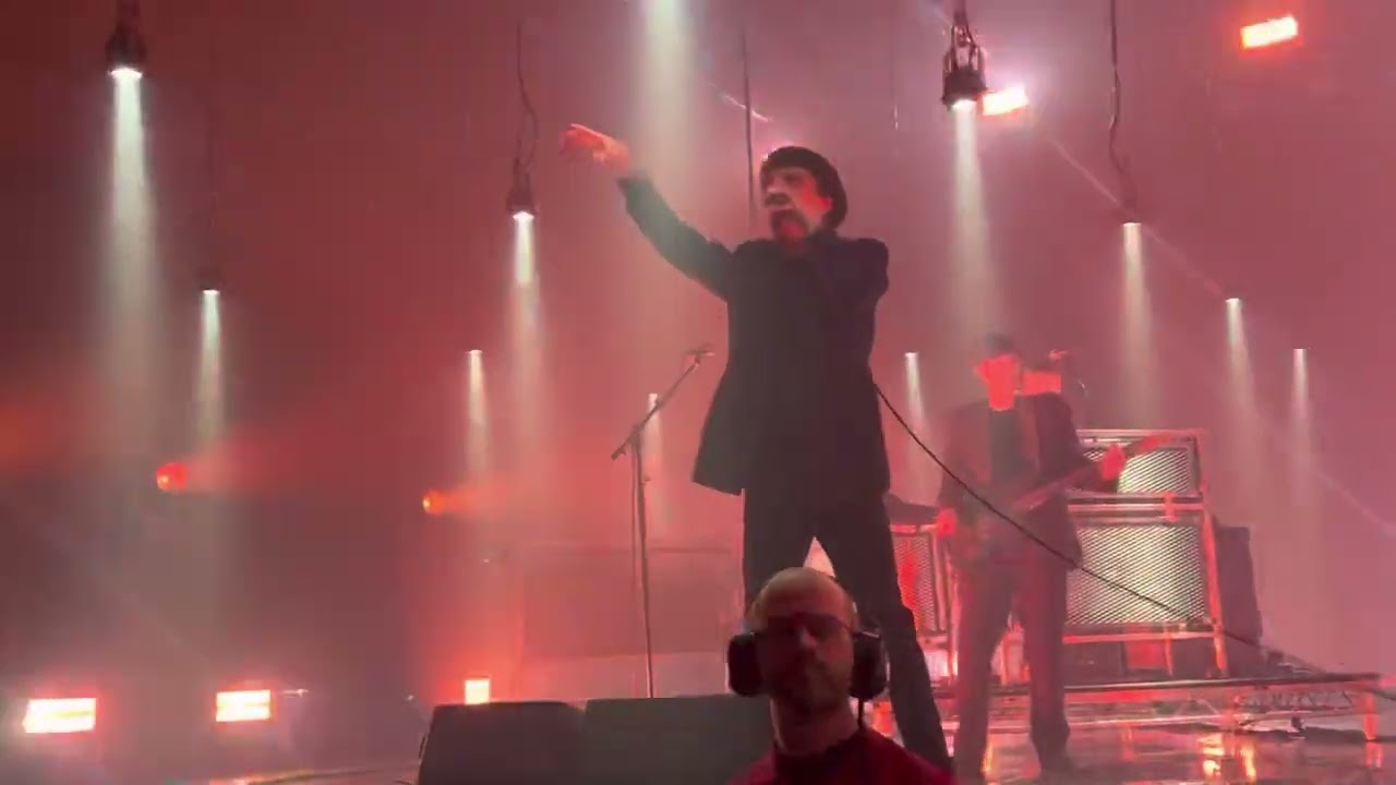 Thåström - Beväpna Dig Med Vingar, live @ Fyrishov Uppsala 18/3 2022