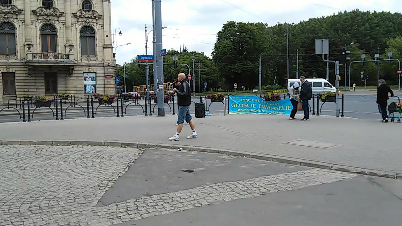 EWANGELIZACJA ULICZNA Ł&Oacute;DZ 21.06.14 PAWEŁ ODZIEMKOWSKI