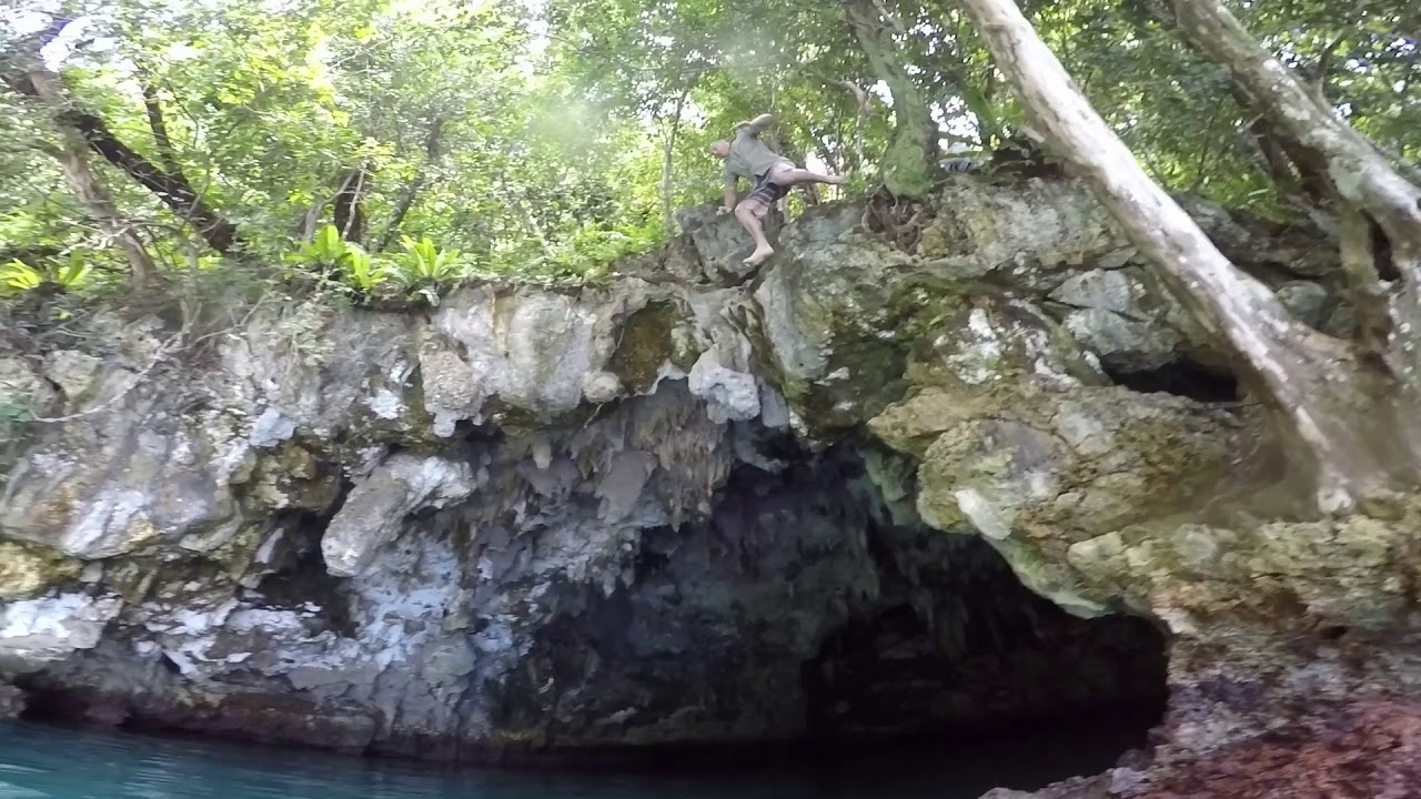 Rock jump at Nikko Bay, Palau