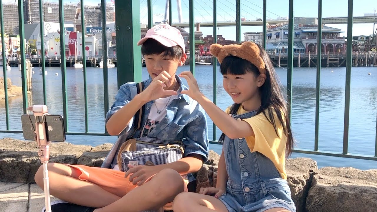 初コラボ❣️ユニバでほのぼのちゃんとTikTokをとるティーン🤗【ココロマン普段の様子】