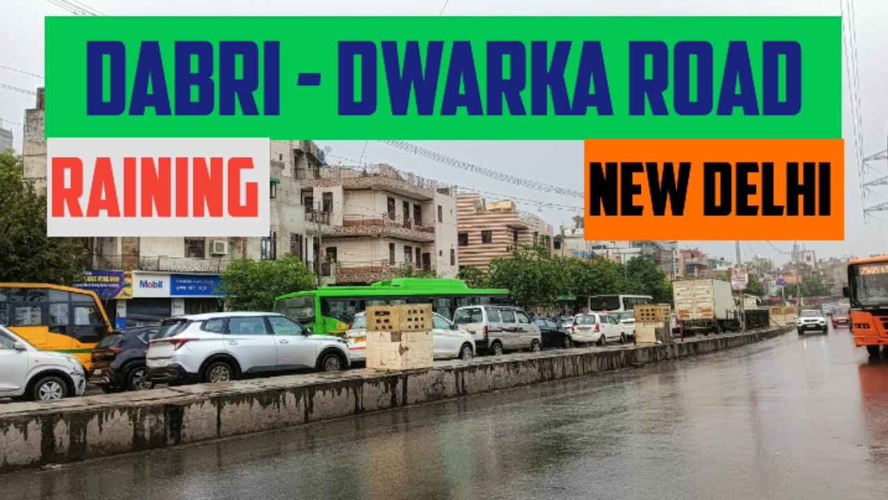 Dabri Dwarka Road, New Delhi. Mahavir & Vijay Enclave, Sec 1,2,6 & 7, Dwarka: Red Light Crossing.