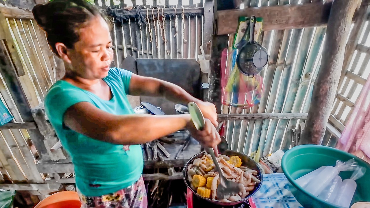 Wife's Sister Cooks 2 Kilos of Shrimp