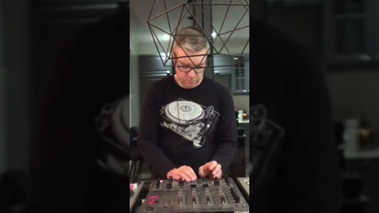 You must know THE RAGGA TWINS