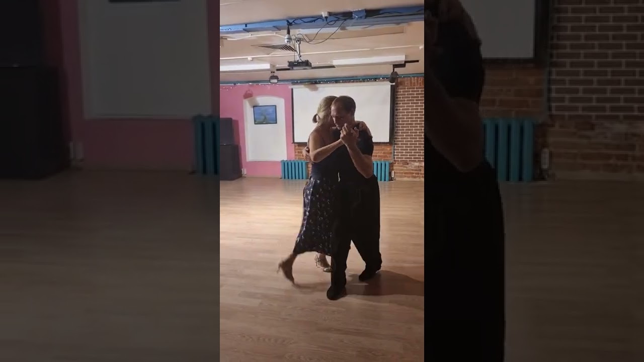 Сергей Макаров и Анна Зюзина. 07.08.2022 Милонга в Тангомио