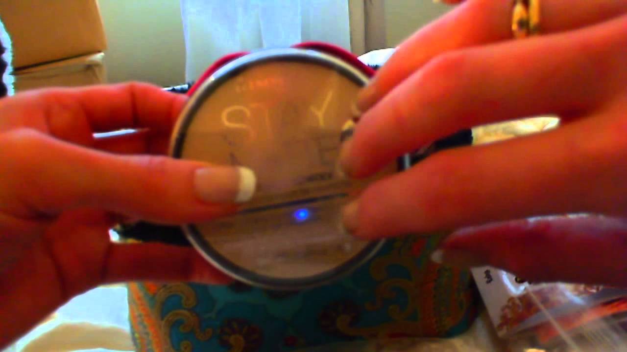 What's in my Makeup Bag (ASMR)