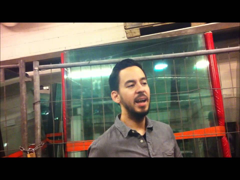 Mike Shinoda invited a fan to attend at the show without a concert ticket