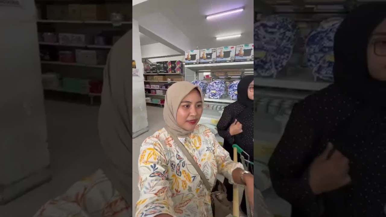 Belanja alat membuat bolu kukus