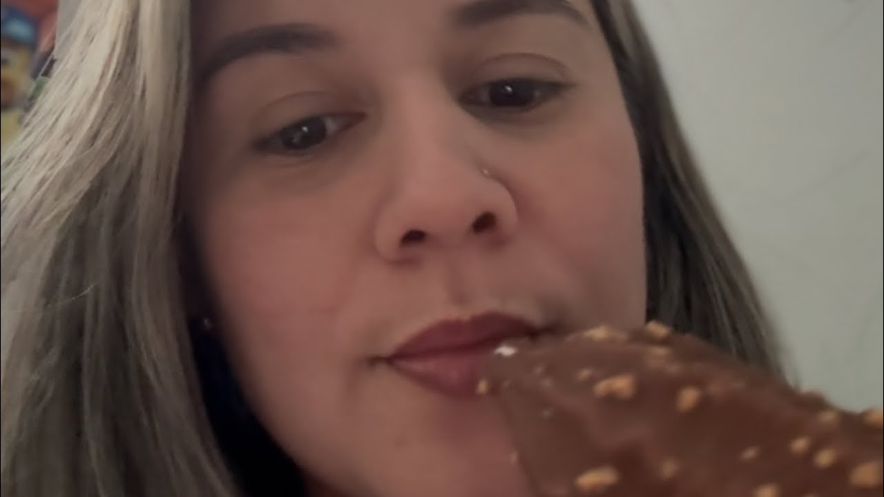 ASMR comiendo choco Cono ❤️#mouthsounds