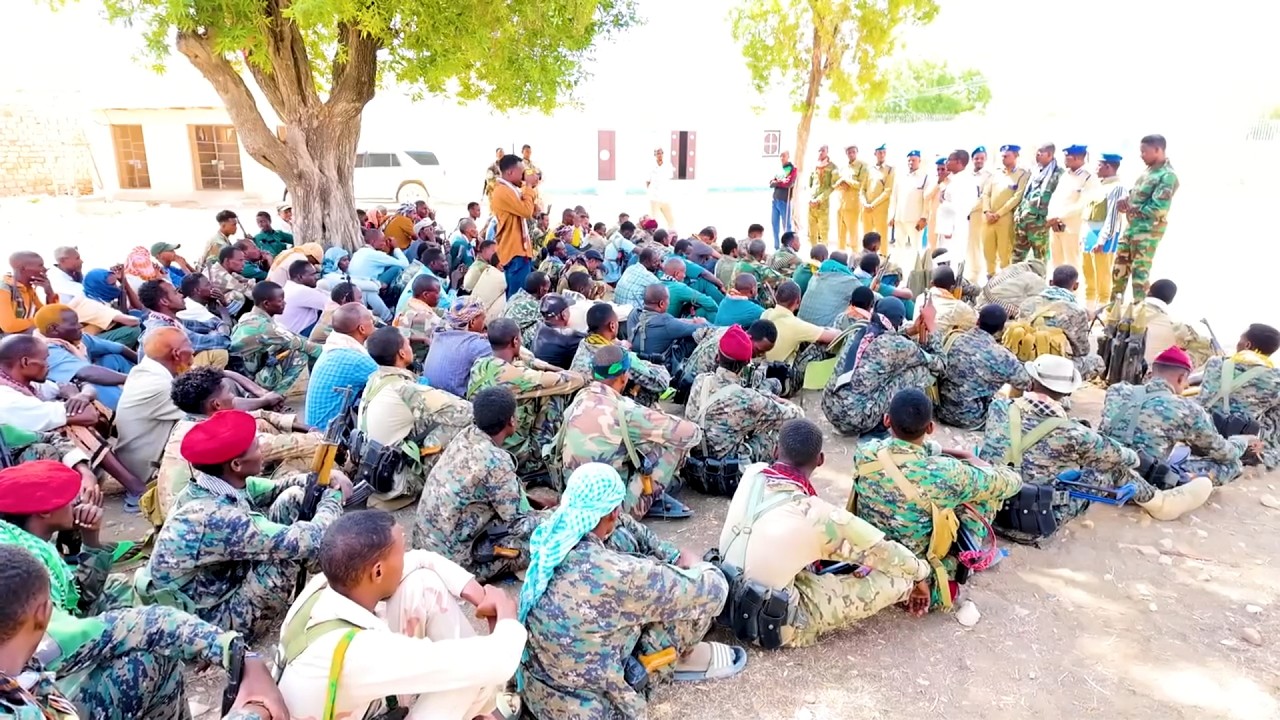 Taliyaha cusub ee Ciidamada degmada Bardaale oo xilka la wareegay.