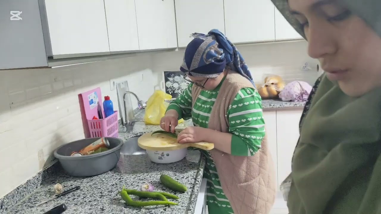 Evimize Necla hiramin davetsiz misafiri gelmiş Gülağaça gittik