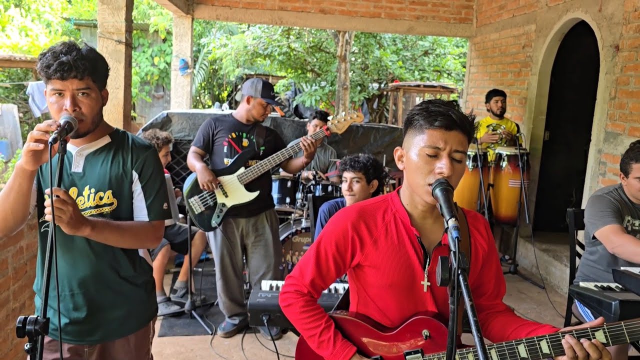 Tus mentiras audio mejorado Con Grupo F.l