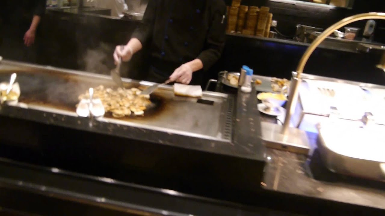 The greatest buffet in Macau: Grand Lisboa Casino