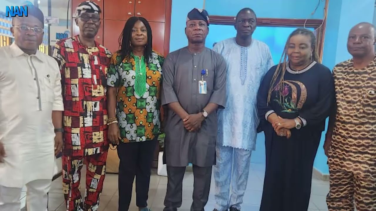 NAN journalists celebrate retired director, Olaitan