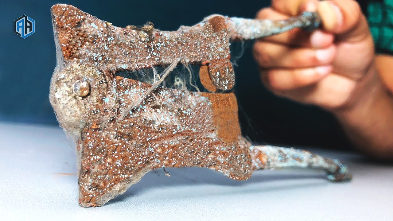 Antique Rusty Old Betel Nut Cutter Restoration - Rare Restoration Video!