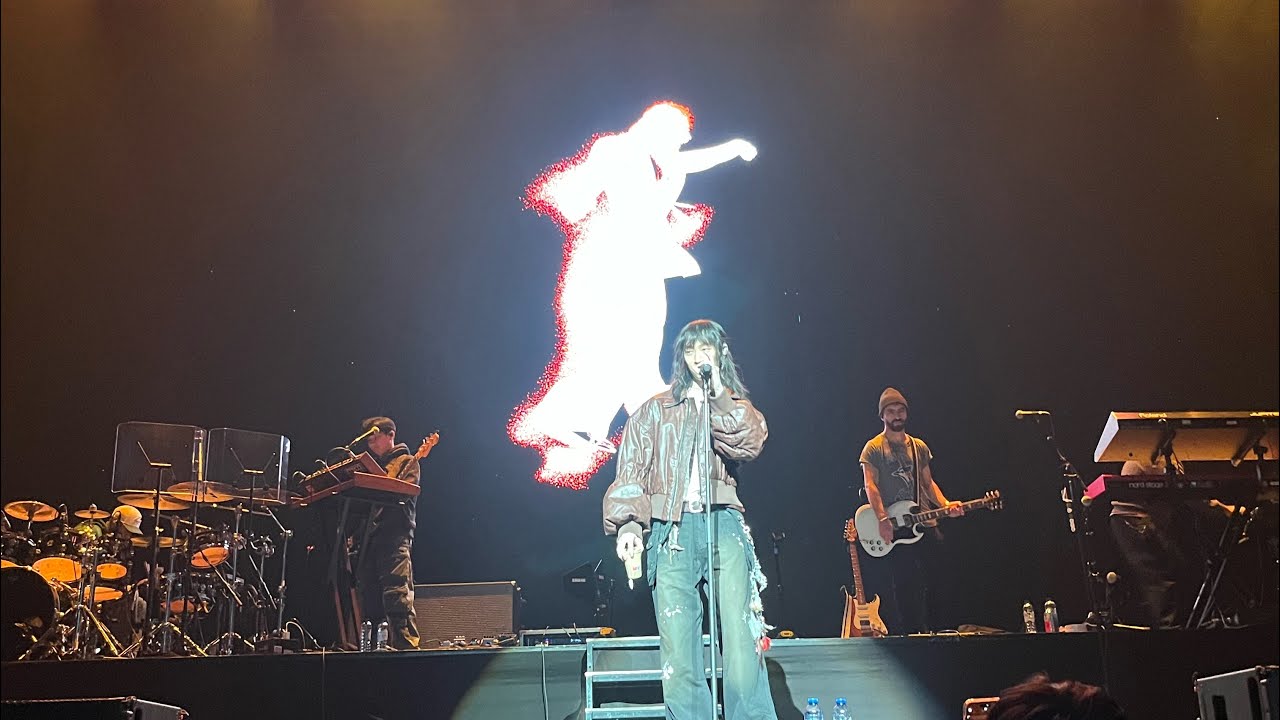 [4K - 60FPS] keshi: REQUIEM TOUR Live - Rotterdam Ahoy unedited