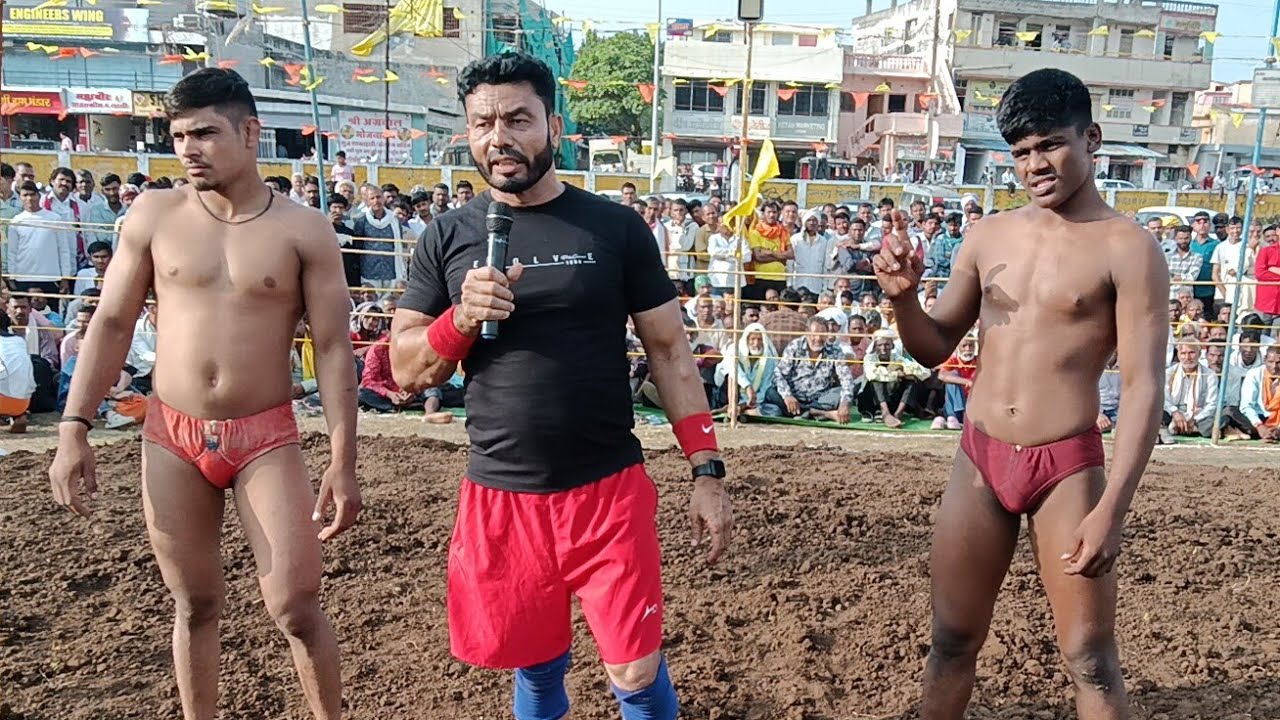 14 October 2025 राजेश काला पहलवान खंडवा विरुद्ध अर्जुन पहलवान बाहुबली  संभल शिवनी कुश्ती दंगल 