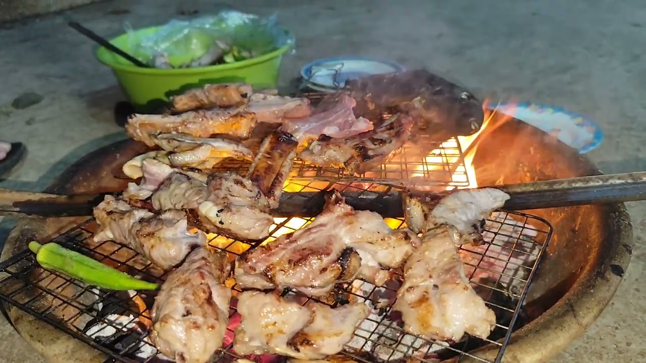 Nướng mùng 6 2026 thịt sườn cọng