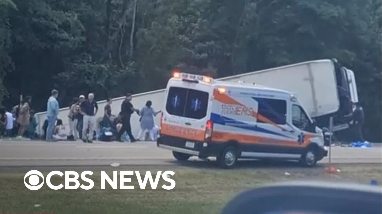 5 killed, dozens more injured in New York bus crash
